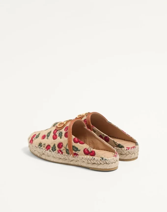 Mule Vlogo Signature cu motiv Cherryfic 25 mm Mule Vlogo Signature cu motiv Cherryfic 25 mm