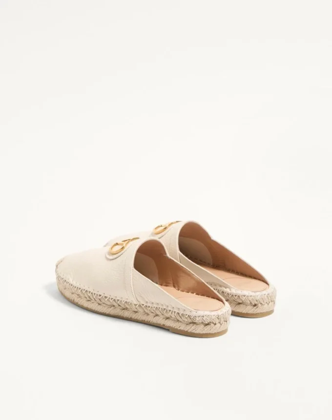 Mule Vlogo Signature din piele de vițel granulată 25 mm Mule Vlogo Signature din piele de vițel granulată 25 mm