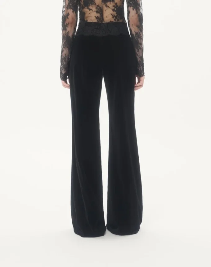 Pantaloni din catifea Pantaloni din catifea