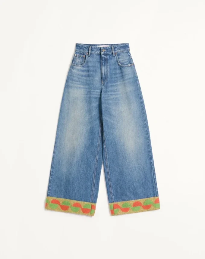 Pantaloni din denim Pantaloni din denim