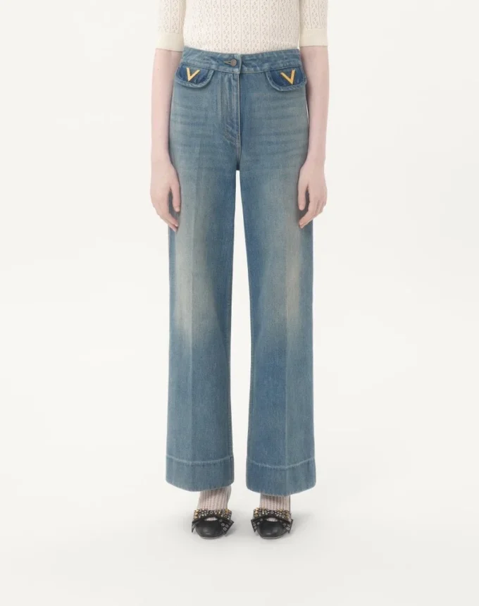 Pantaloni din denim Pantaloni din denim