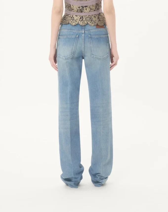 Pantaloni din denim Pantaloni din denim