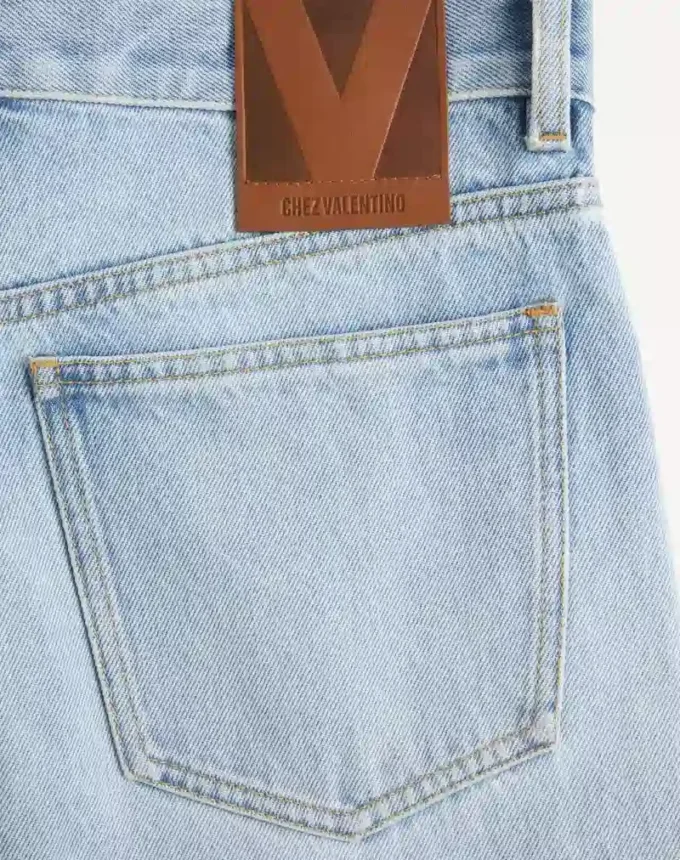 Pantaloni din denim Pantaloni din denim