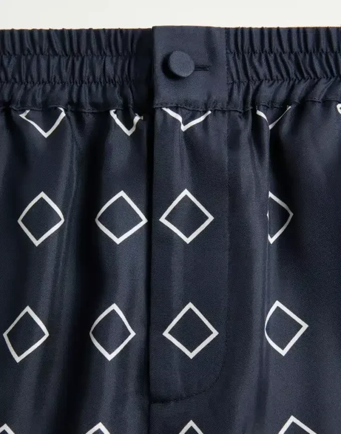 Pantaloni scurți bermuda din twill de mătase cu imprimeu Opticool pe toată suprafața