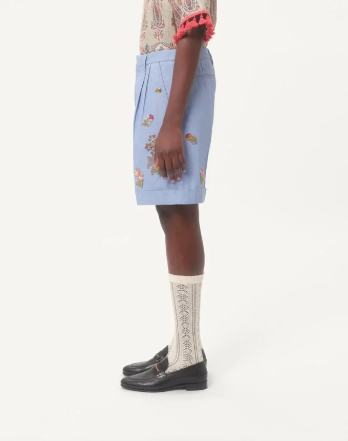 Pantaloni scurți din denim cu broderie Pantaloni scurți din denim cu broderie