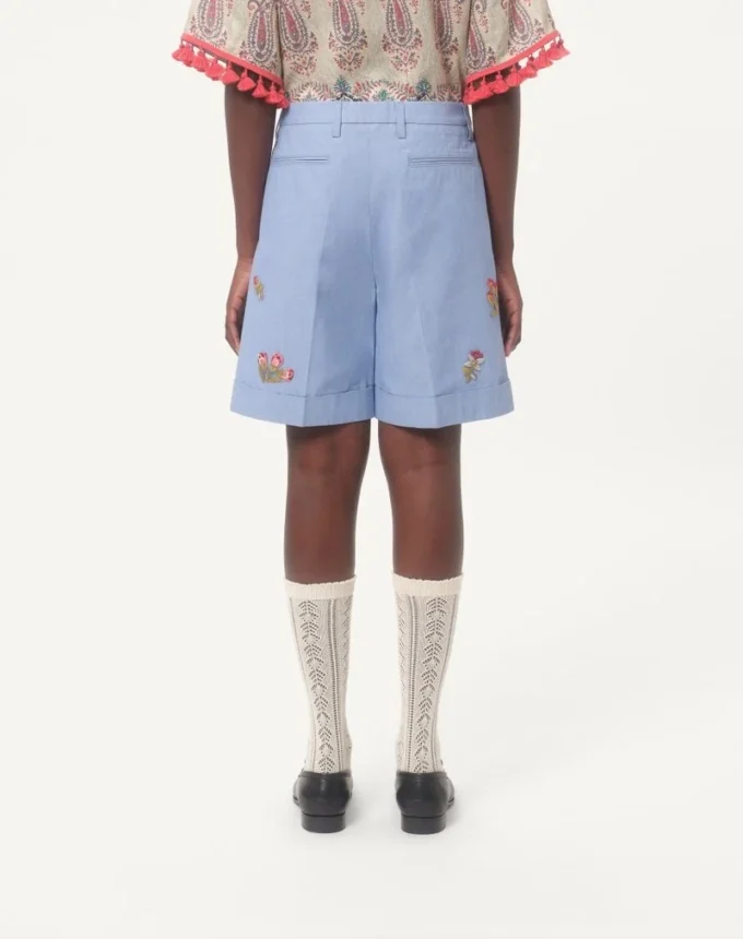 Pantaloni scurți din denim cu broderie Pantaloni scurți din denim cu broderie