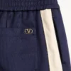 Pantaloni Valentino din acetat cu patch VLogo