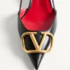 Pantofi cu baretă din piele de vițel cu logo VLogo Signature 40 mm / 1,6 in.