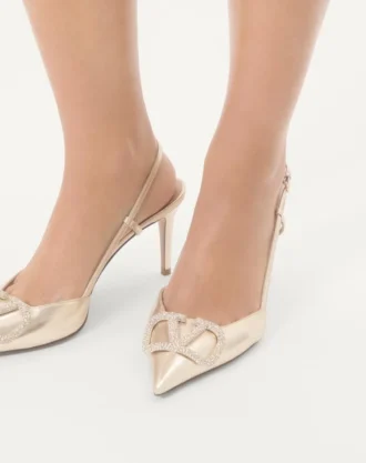 Pantofi cu baretă din piele nappa laminată Vlogo Glow 80 mm / 3,15 in. Pantofi cu baretă din piele nappa laminată Vlogo Glow 80 mm / 3,15 in.