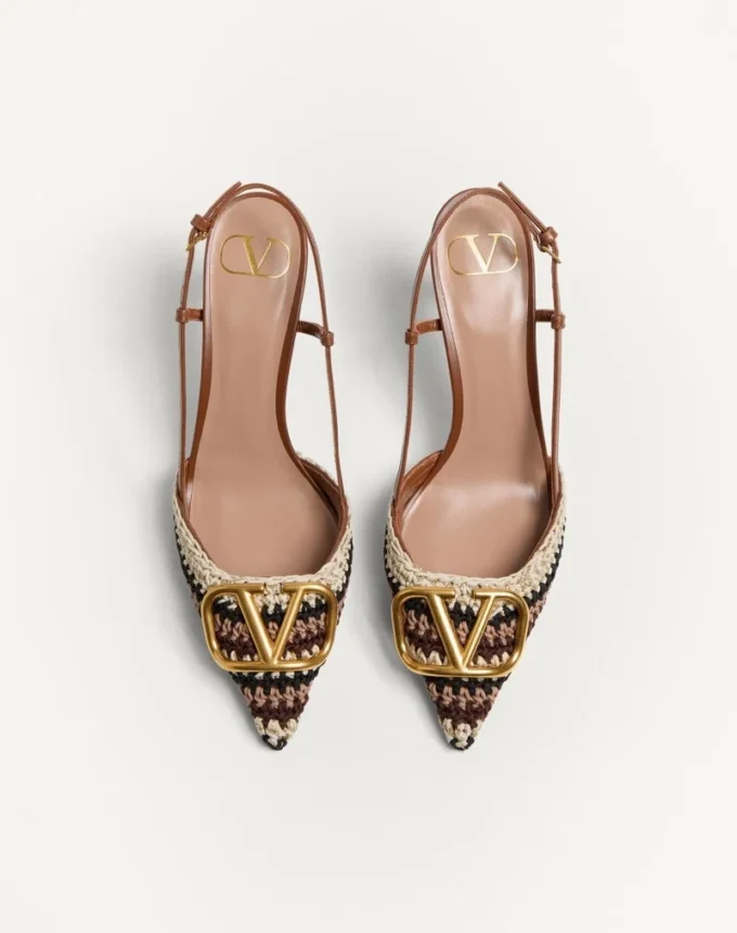 Pantofi cu baretă în spate Vlogo Signature cu broderie croșetată 80 mm Pantofi cu baretă în spate Vlogo Signature cu broderie croșetată 80 mm