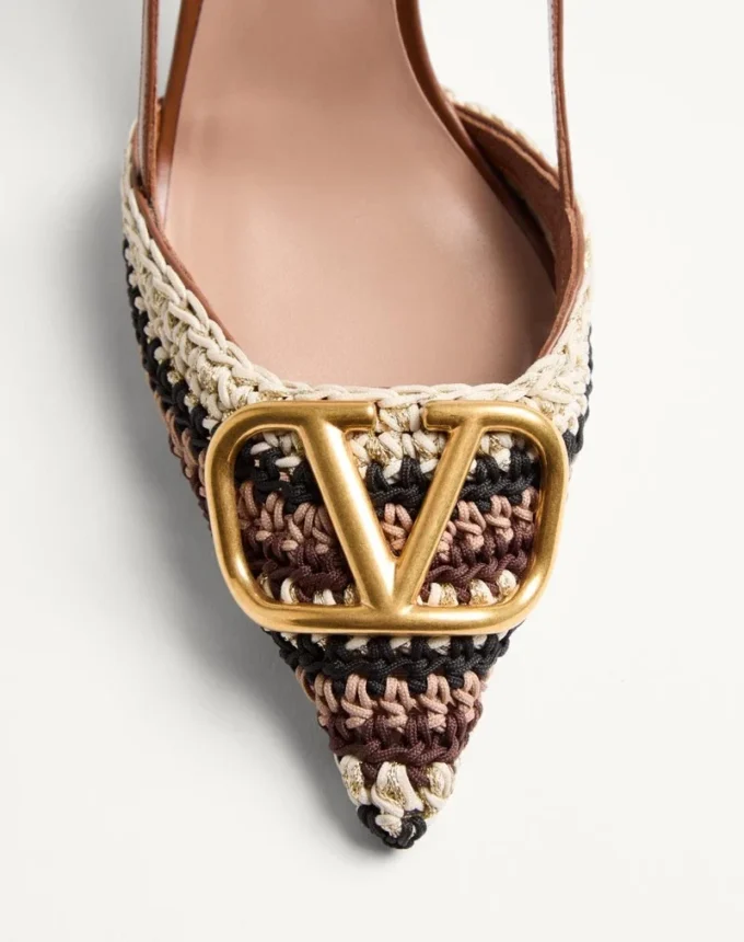 Pantofi cu baretă în spate Vlogo Signature cu broderie croșetată 80 mm Pantofi cu baretă în spate Vlogo Signature cu broderie croșetată 80 mm