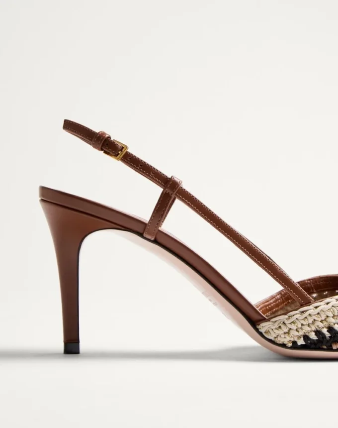 Pantofi cu baretă în spate Vlogo Signature cu broderie croșetată 80 mm Pantofi cu baretă în spate Vlogo Signature cu broderie croșetată 80 mm