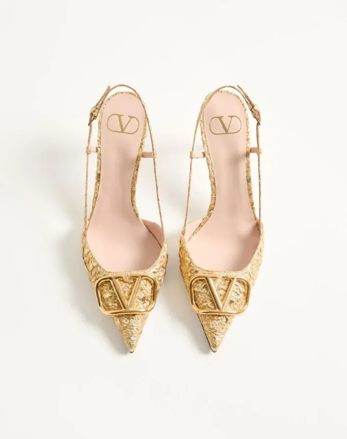 Pantofi cu baretă în spate Vlogo Signature din țesătură jacquard cloqué 80 mm