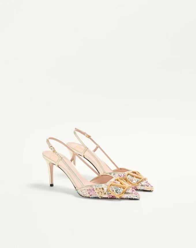 Pantofi cu decolteu și talpă înaltă VLogo Signature cu broderie Rhombelle 80 mm Pantofi cu decolteu și talpă înaltă VLogo Signature cu broderie Rhombelle 80 mm