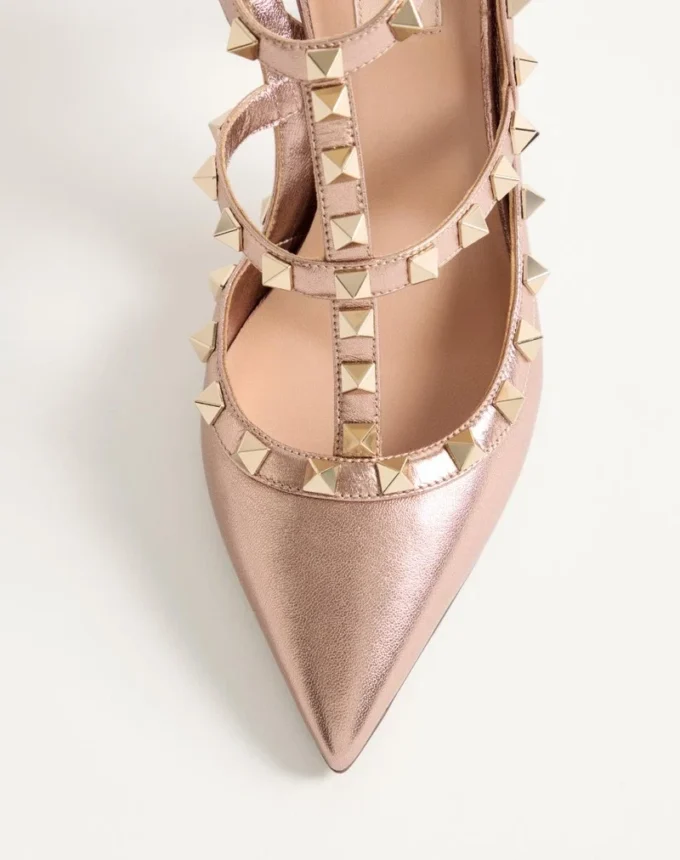 Pantofi cu toc Rockstud din piele nappa laminată 100 mm