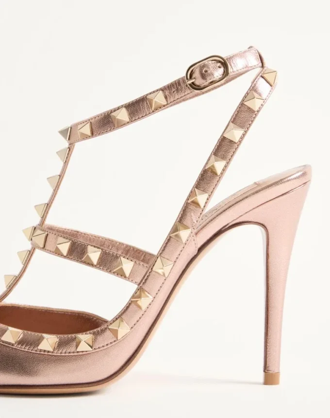 Pantofi cu toc Rockstud din piele nappa laminată 100 mm