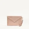 Pochetă Rockstud din piele de vițel granulată laminată Pochetă Rockstud din piele de vițel granulată laminată