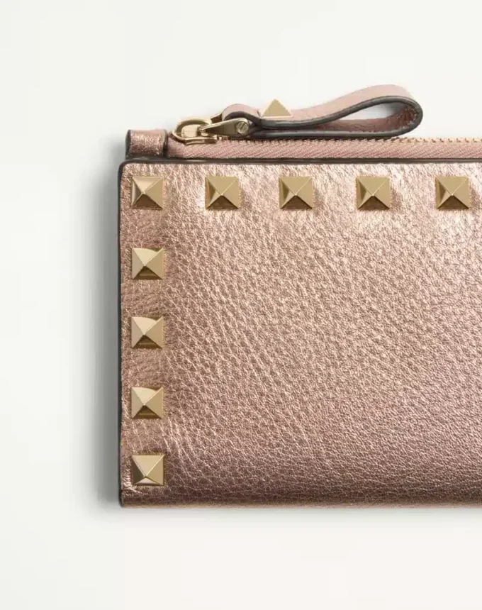Portcard Rockstud din piele de vițel laminată cu fermoar Portcard Rockstud din piele de vițel laminată cu fermoar