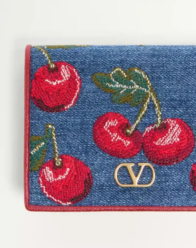 Portofel din denim Vlogo Signature cu broderie Cherryfic