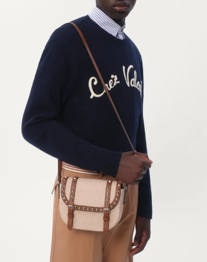 Pulover din lână cu guler rotund și broderie Chez Valentino Pulover din lână cu guler rotund și broderie Chez Valentino