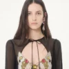 Rochie lungă din georgette brodată Rochie lungă din georgette brodată