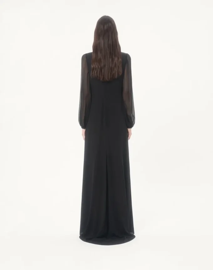 Rochie lungă din georgette brodată Rochie lungă din georgette brodată