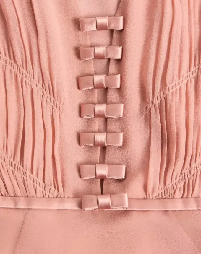 Rochie lungă din georgette deschisă Rochie lungă din georgette deschisă