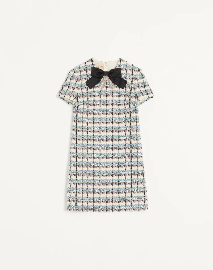 ROCHIE SCURTĂ BRODATĂ CU PAILLETTES DIN TWEED ROCHIE SCURTĂ BRODATĂ CU PAILLETTES DIN TWEED