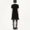 Rochie scurtă din catifea sablé brodată Rochie scurtă din catifea sablé brodată