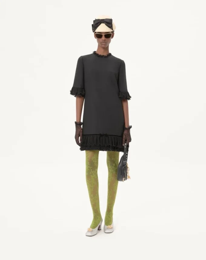 Rochie scurtă din crep couture Rochie scurtă din crep couture