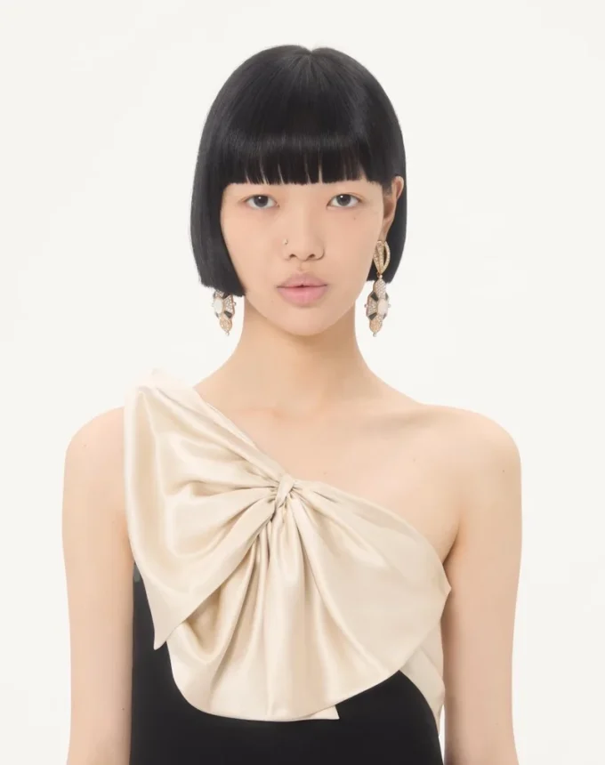 Rochie scurtă din crep couture Rochie scurtă din crep couture