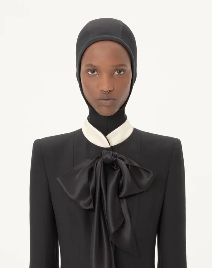 Rochie scurtă din crep couture Rochie scurtă din crep couture
