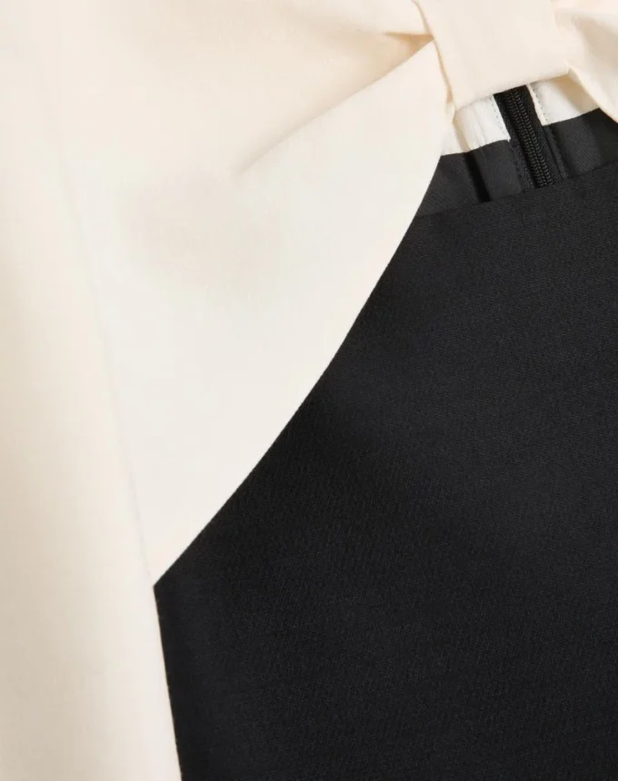 Rochie scurtă din crep couture Rochie scurtă din crep couture