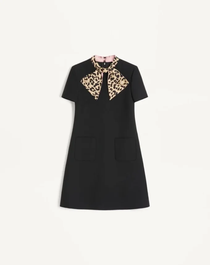 Rochie scurtă din crep couture Rochie scurtă din crep couture