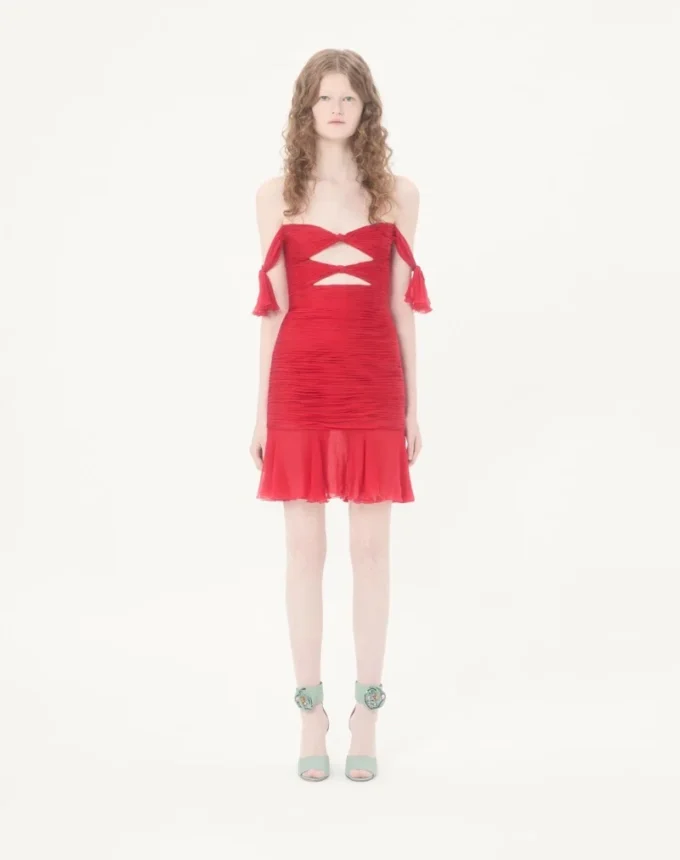Rochie scurtă din șifon Rochie scurtă din șifon