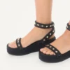 Sandale cu platformă Rockstud din piele de vițel 45 mm Sandale cu platformă Rockstud din piele de vițel 45 mm