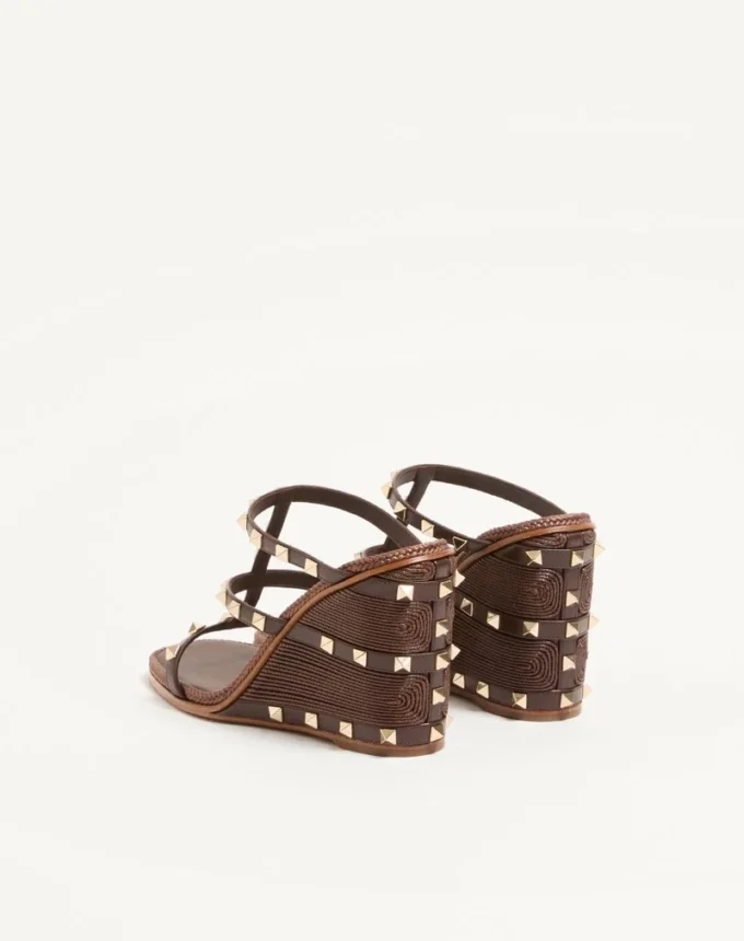 Sandale cu platformă Rockstud din piele de vițel cu broderie Cornely 100 mm Sandale cu platformă Rockstud din piele de vițel cu broderie Cornely 100 mm