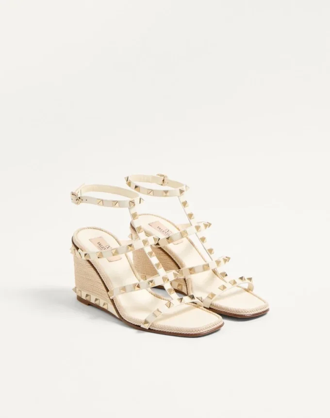 Sandale cu platformă Rockstud din piele de vițel cu broderie Cornely 80 mm Sandale cu platformă Rockstud din piele de vițel cu broderie Cornely 80 mm