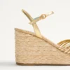 Sandale cu talpă înaltă din piele nappa metalizată 100 mm