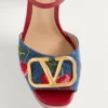 Sandale din denim cu platformă Vlogo Signature și broderie Cherryfic 115 mm Sandale din denim cu platformă Vlogo Signature și broderie Cherryfic 115 mm
