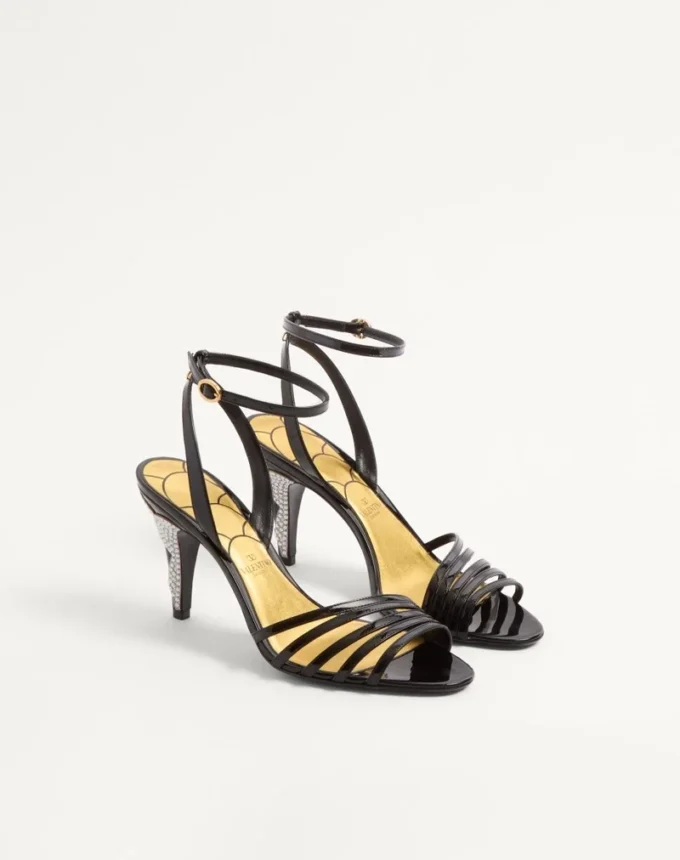 Sandale Ladycrush din piele lăcuită cu cristale 85 mm Sandale Ladycrush din piele lăcuită cu cristale 85 mm