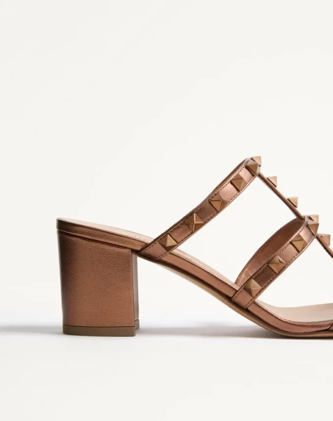 Sandale Rockstud din piele de vițel metalizată 60 mm