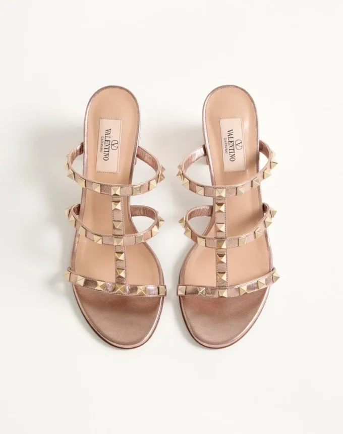 Sandale Rockstud Slide din piele nappa laminată 60 mm