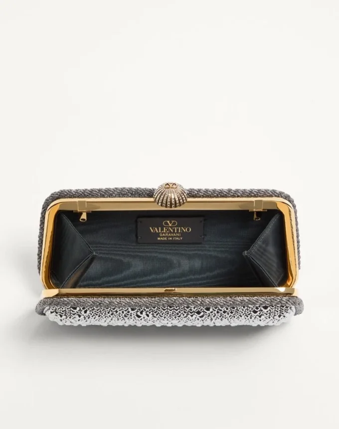 Valentino Garavani Carry Secrets Minaudiere cu strasuri Valentino Garavani Carry Secrets Minaudiere cu strasuri