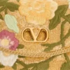 Valentino Garavani DeVain Geantă mică de umăr brodată Valentino Garavani DeVain Geantă mică de umăr brodată