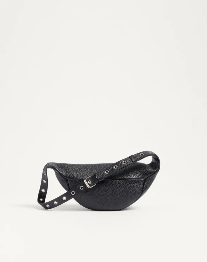 Valentino Garavani Nellcôte Belt Bag din piele de vițel granulată Valentino Garavani Nellcôte Belt Bag din piele de vițel granulată
