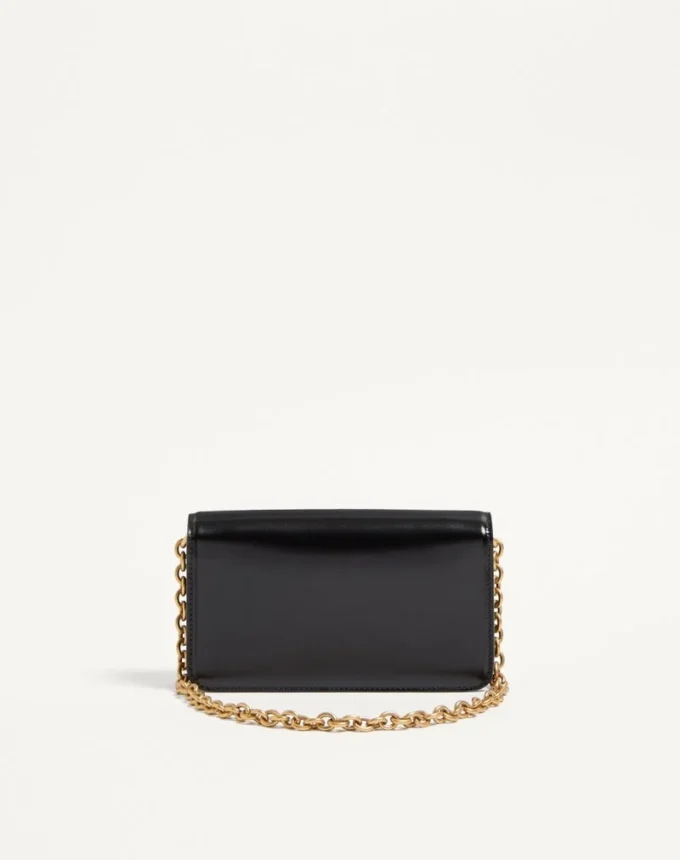 Valentino Garavani Vain Clutch Bag din piele de vițel lucioasă