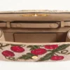 Valentino Garavani Vain Clutch brodat cu model Cherryfic