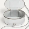 VLogo Signature Mini Vanity Bag din piele de vițel laminată cu textură granulată